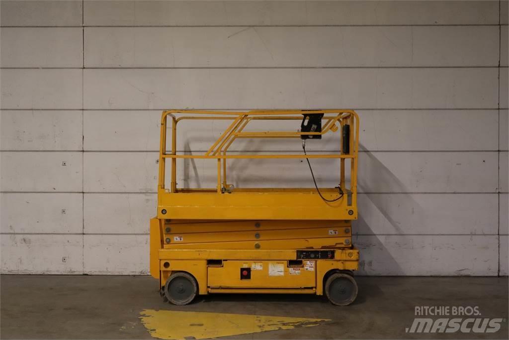 Haulotte Compact 10 剪叉式升降机