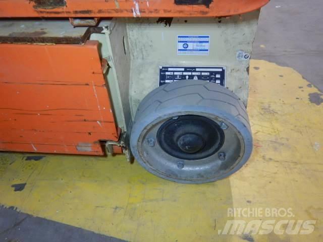 JLG 1230ES 客货电梯