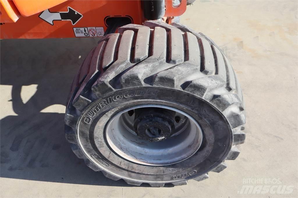 JLG 520AJ 曲臂高空工作平台