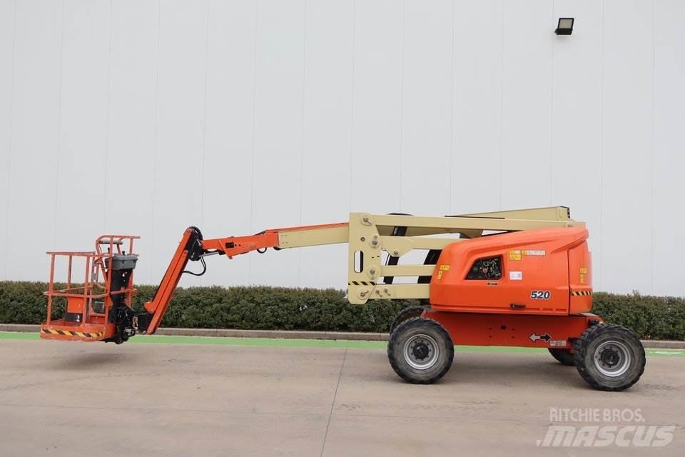 JLG 520AJ 曲臂高空工作平台