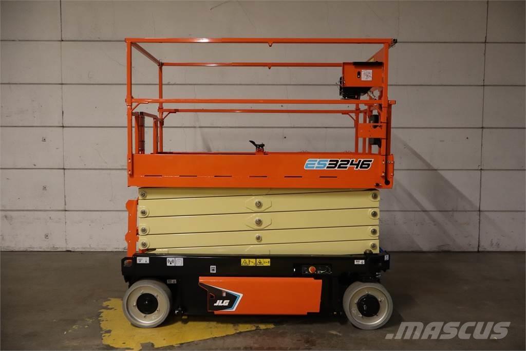JLG ES3246 剪叉式升降机
