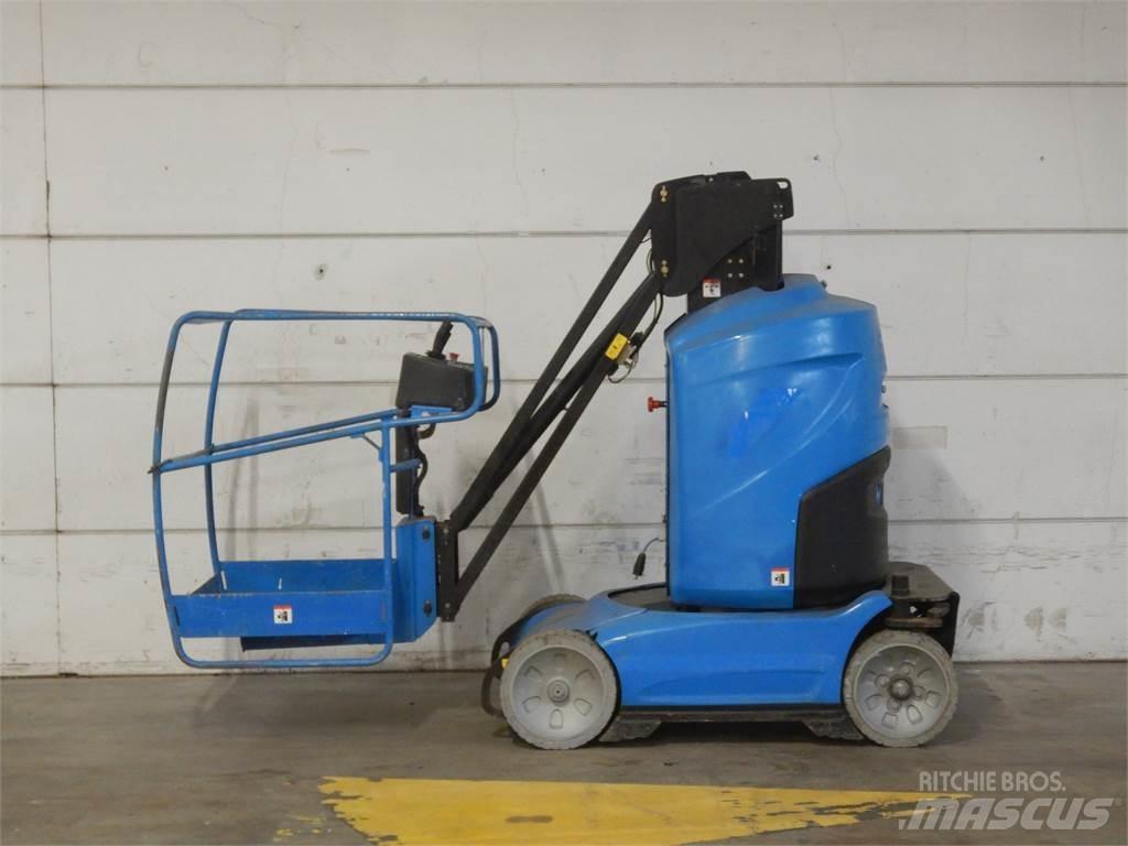 Manitou 100VJR 客货电梯