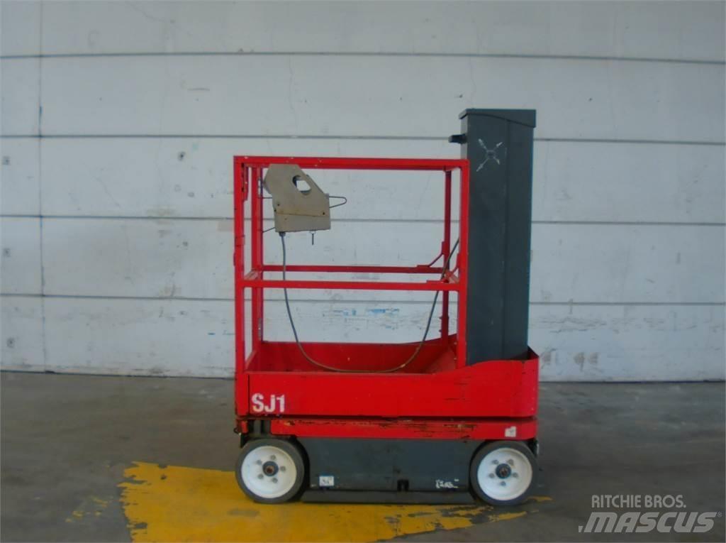 SkyJack SJ16 客货电梯