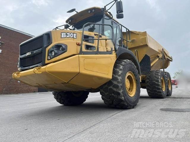 Bell B30E 铰接式自卸车