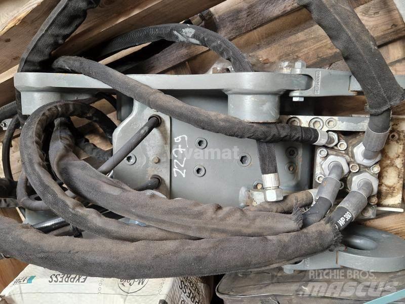 Liebherr SW33 快速连接器