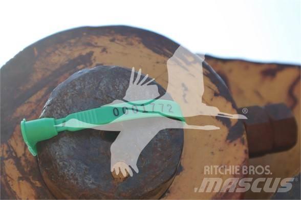 CAT  挖斗