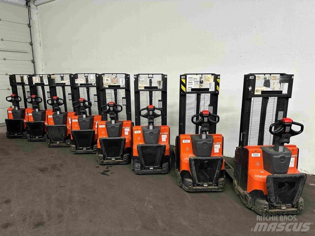 BT SWE 100 手推堆垛车
