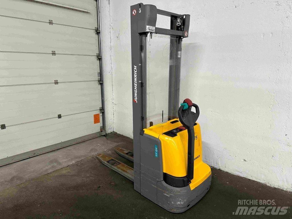 Jungheinrich EJC 216 手推堆垛车