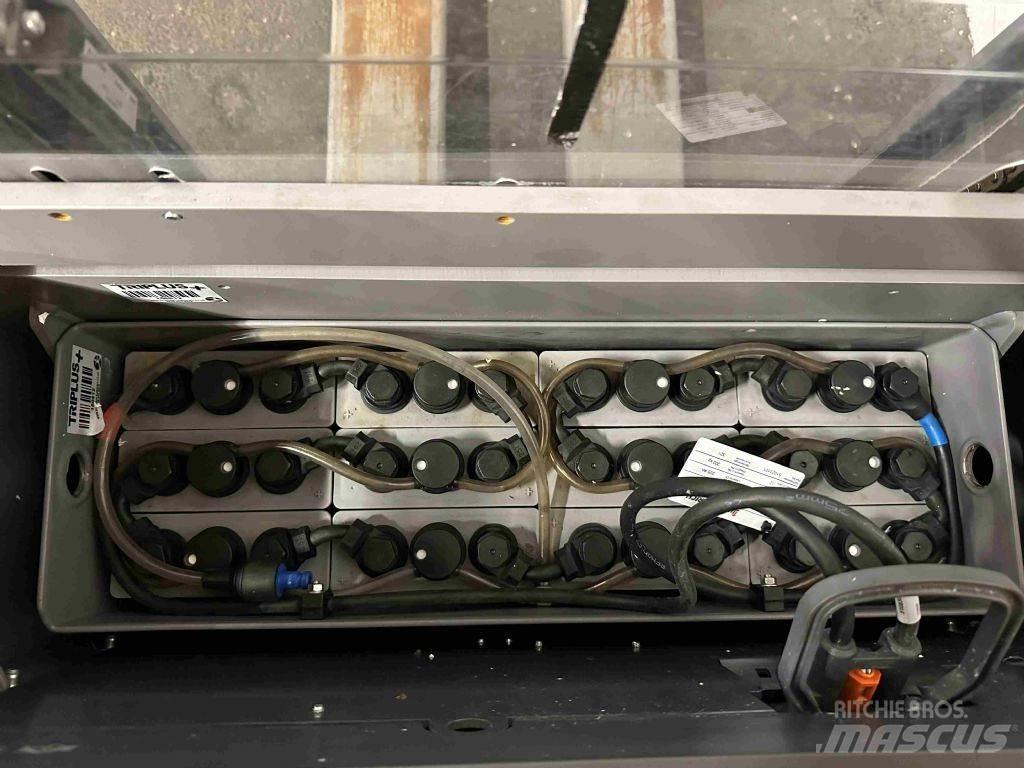 Jungheinrich EJC 216 手推堆垛车
