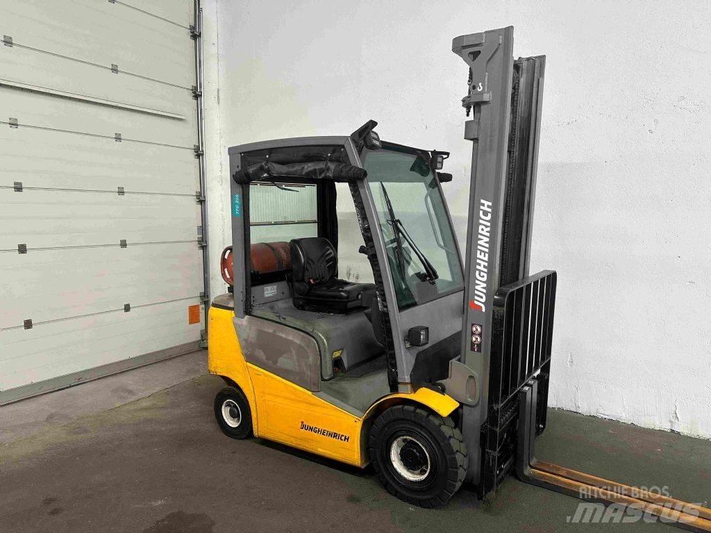 Jungheinrich TFG 316 天然气叉车