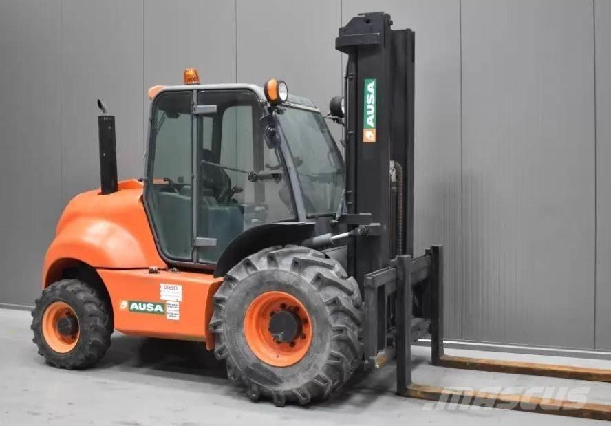 Ausa C400Hx4 越野叉车|叉装车