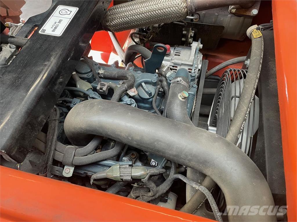 Ausa C 351 H X4 越野叉车|叉装车