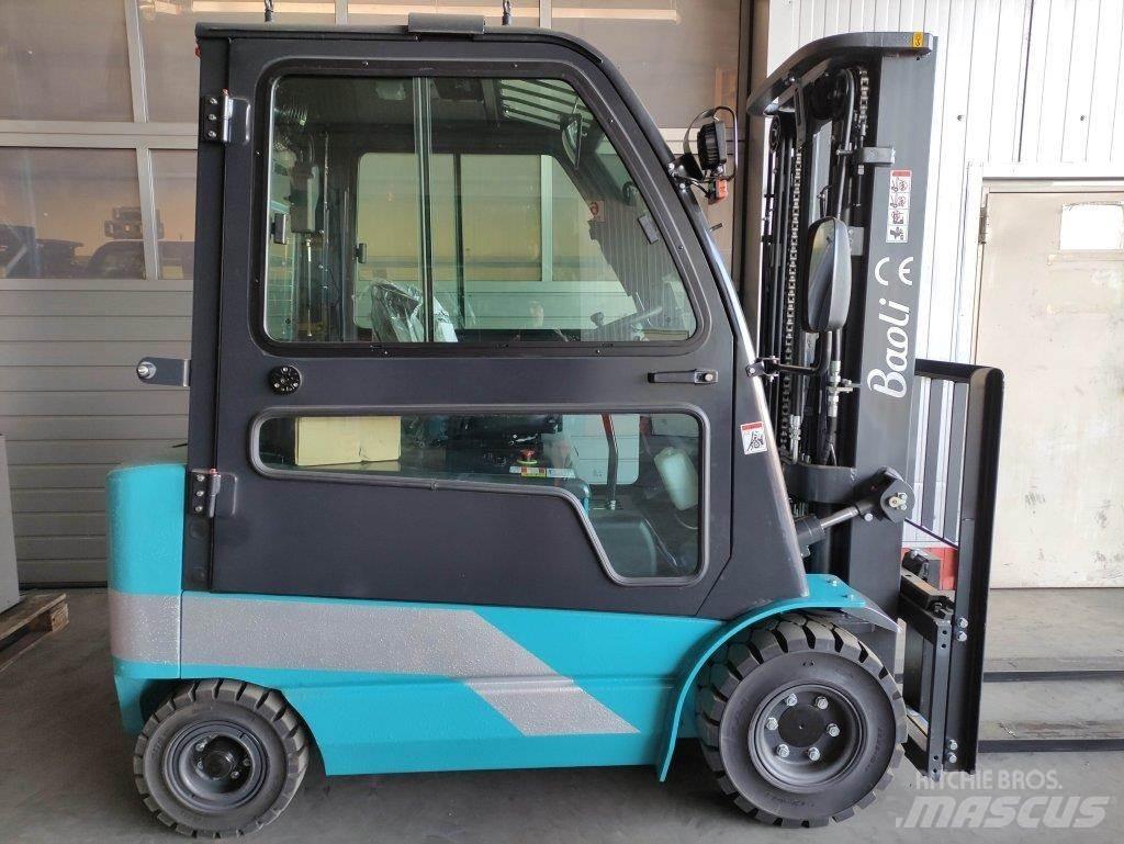 Baoli KBE30 电动叉车