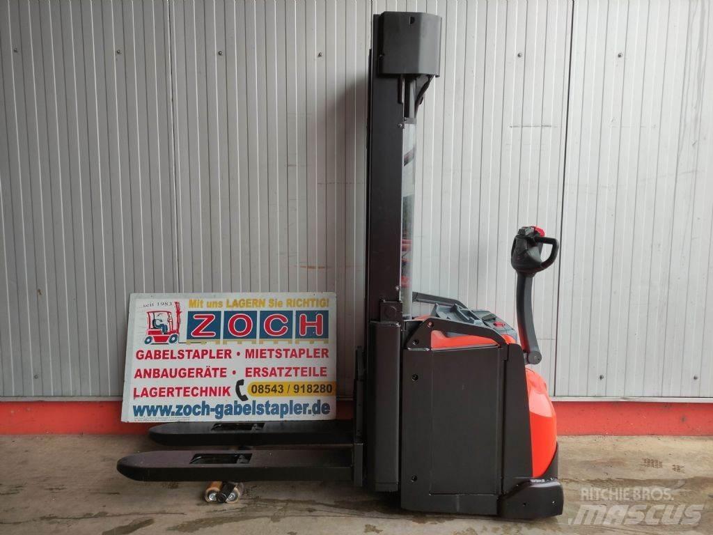 BT SWE160L 手推堆垛车