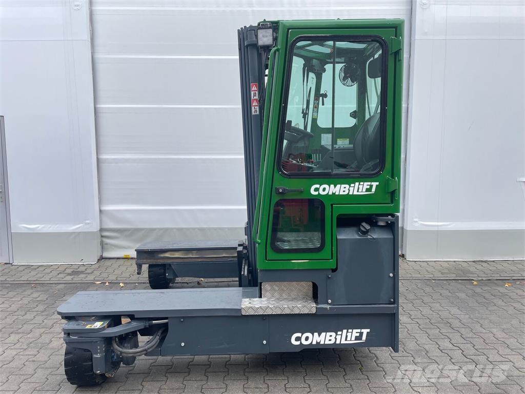 Combilift C4000 侧卸式铲车