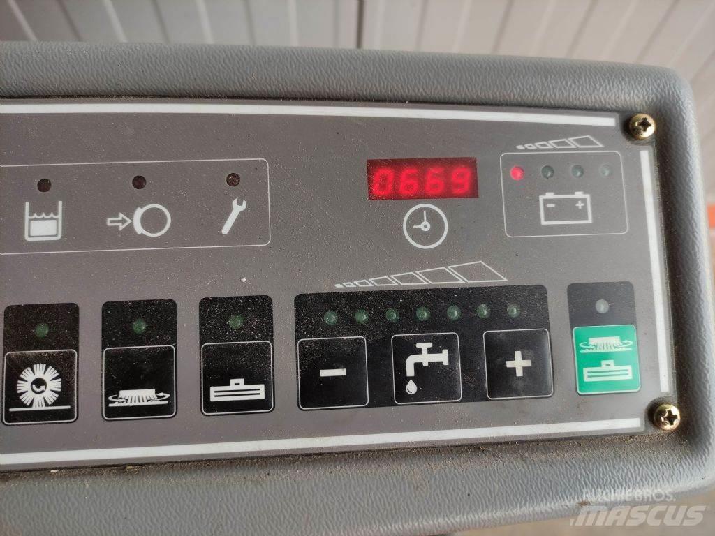 Hako B140R 扫地机