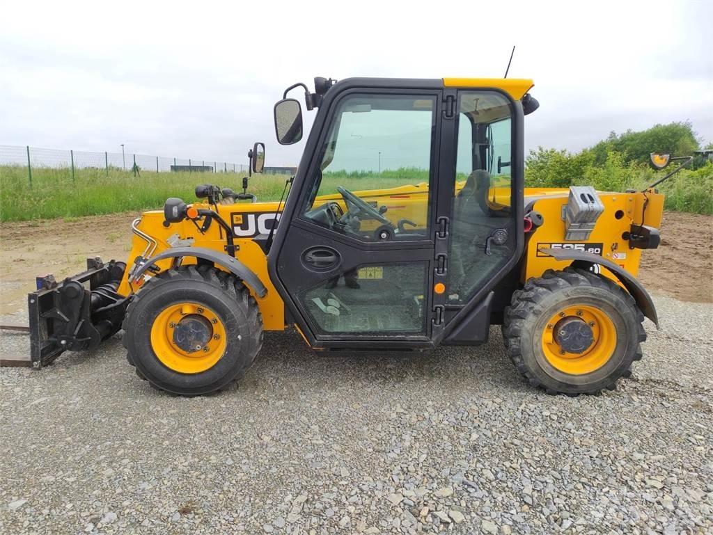 JCB 525-60 Hi Viz 伸缩臂叉装车|叉装车