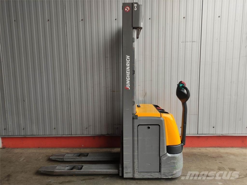Jungheinrich EJC 214 手推堆垛车