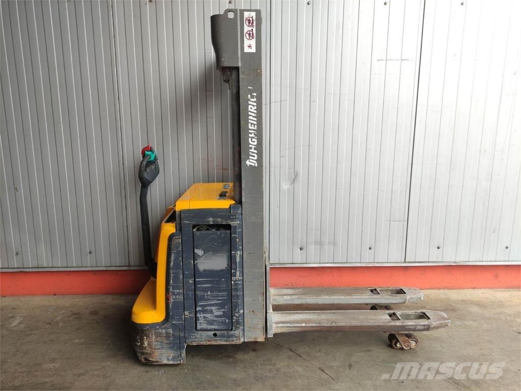 Jungheinrich EJC 216 Z 手推堆垛车