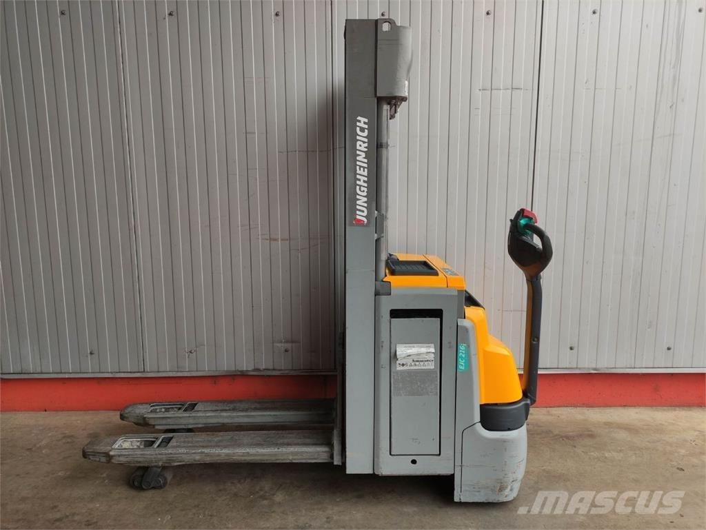 Jungheinrich EJC 216 Z 手推堆垛车