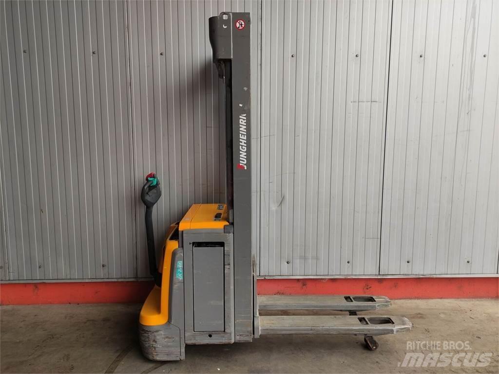 Jungheinrich EJC214Z 手推堆垛车