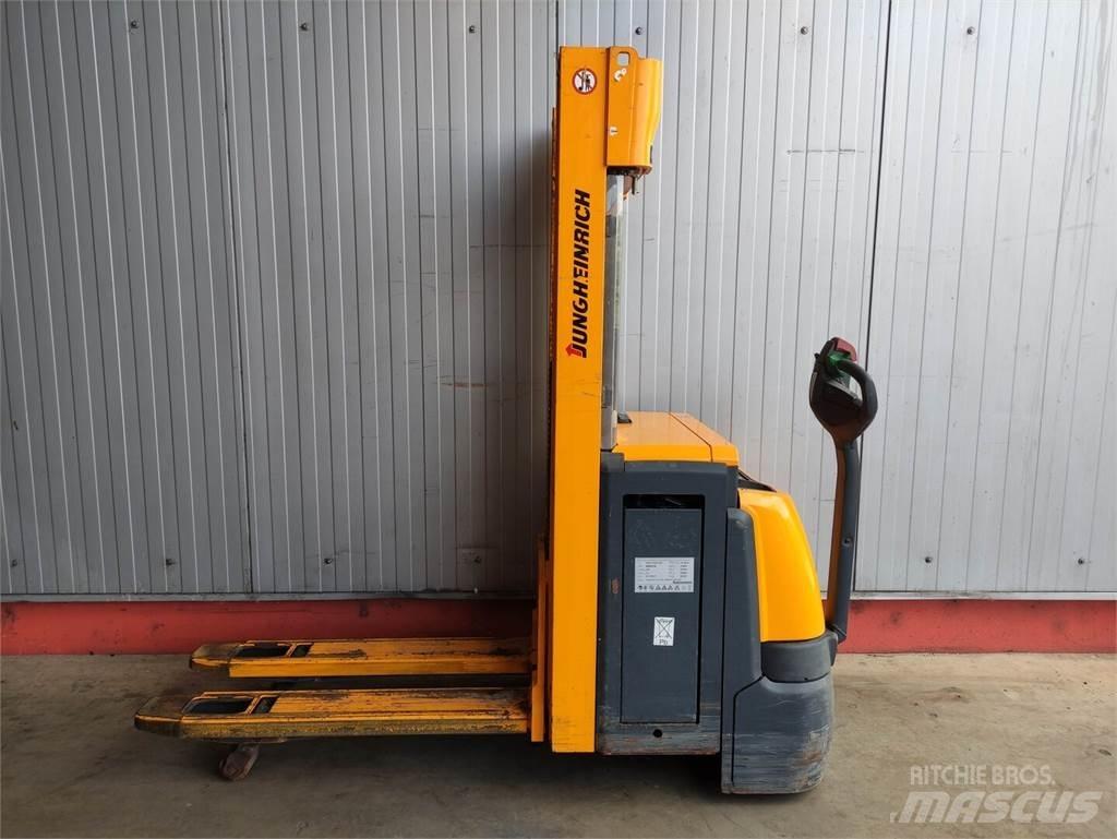 Jungheinrich EJC216Z 手推堆垛车