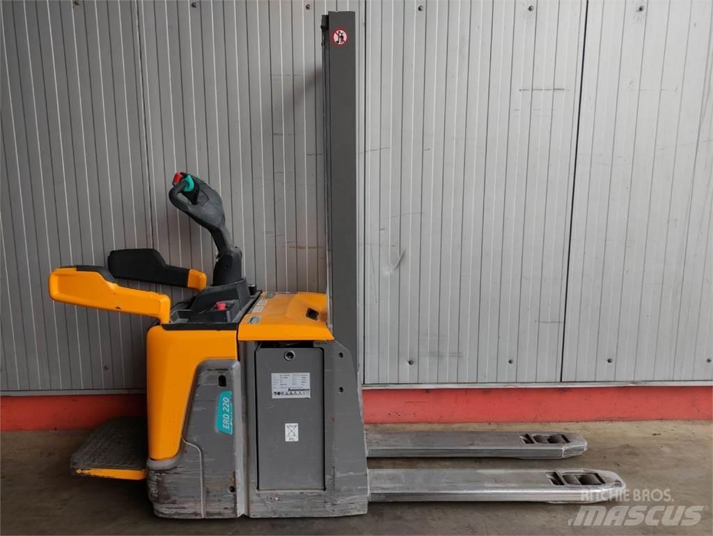 Jungheinrich ERD220 手推堆垛车