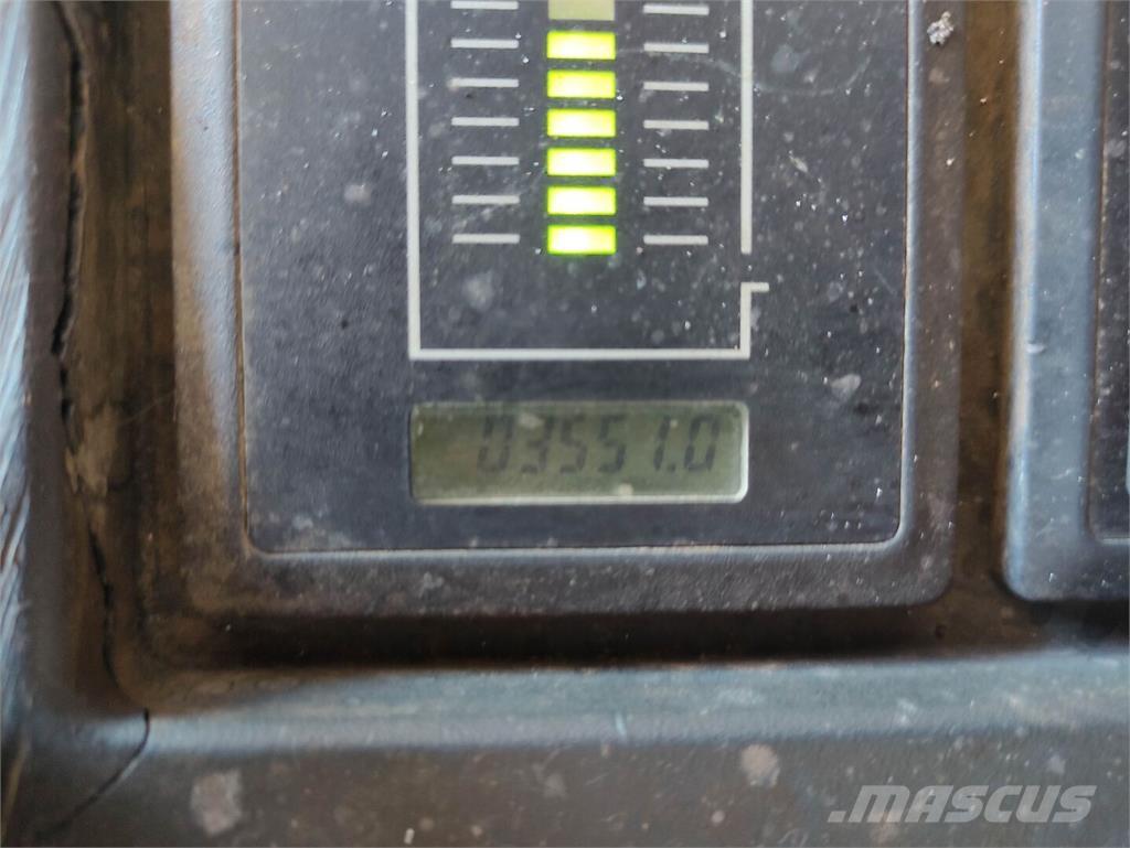 Jungheinrich ERE 120 手摇升降机