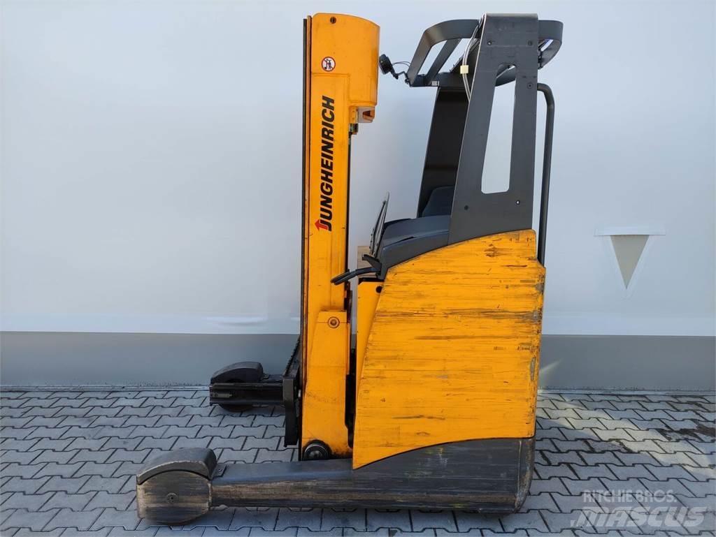 Jungheinrich ETV 116 前移式叉车