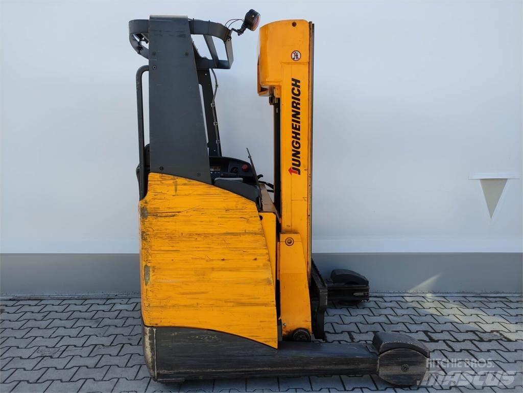 Jungheinrich ETV 116 前移式叉车