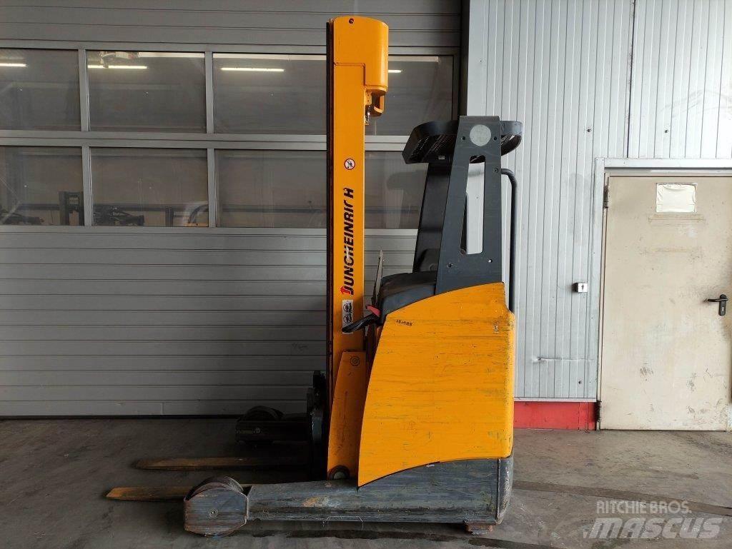 Jungheinrich ETV114 前移式叉车