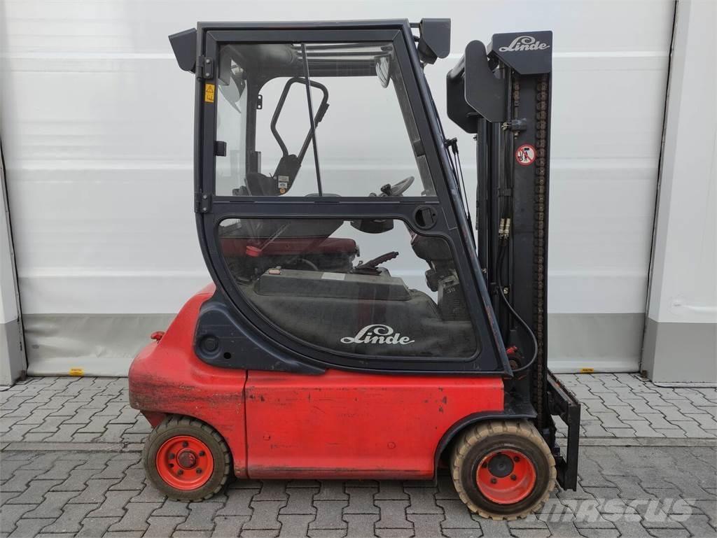 Linde E20-335 电动叉车