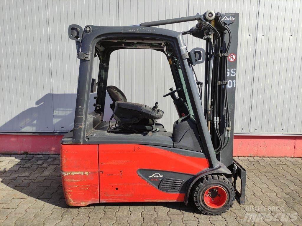 Linde E20L-02-386 电动叉车