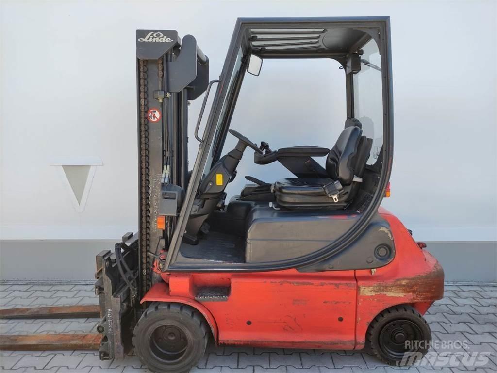 Linde E20P-02-335 电动叉车