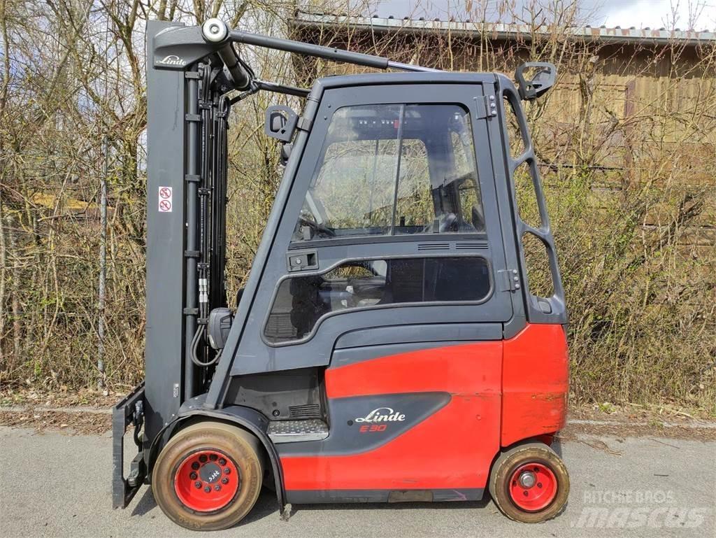 Linde E30H-01/600-387 电动叉车