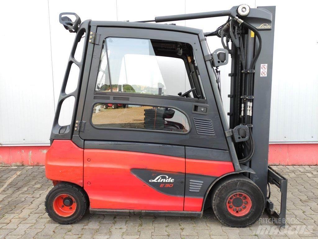 Linde E30L-01-387 电动叉车