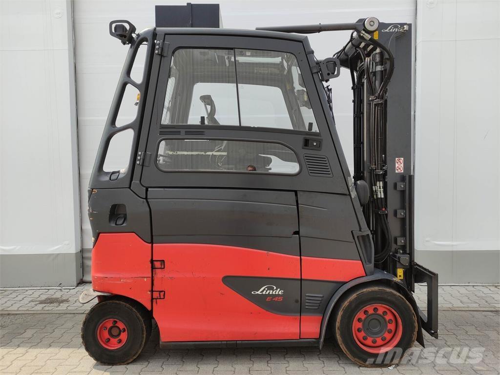 Linde E45HL-01-/600-388 电动叉车