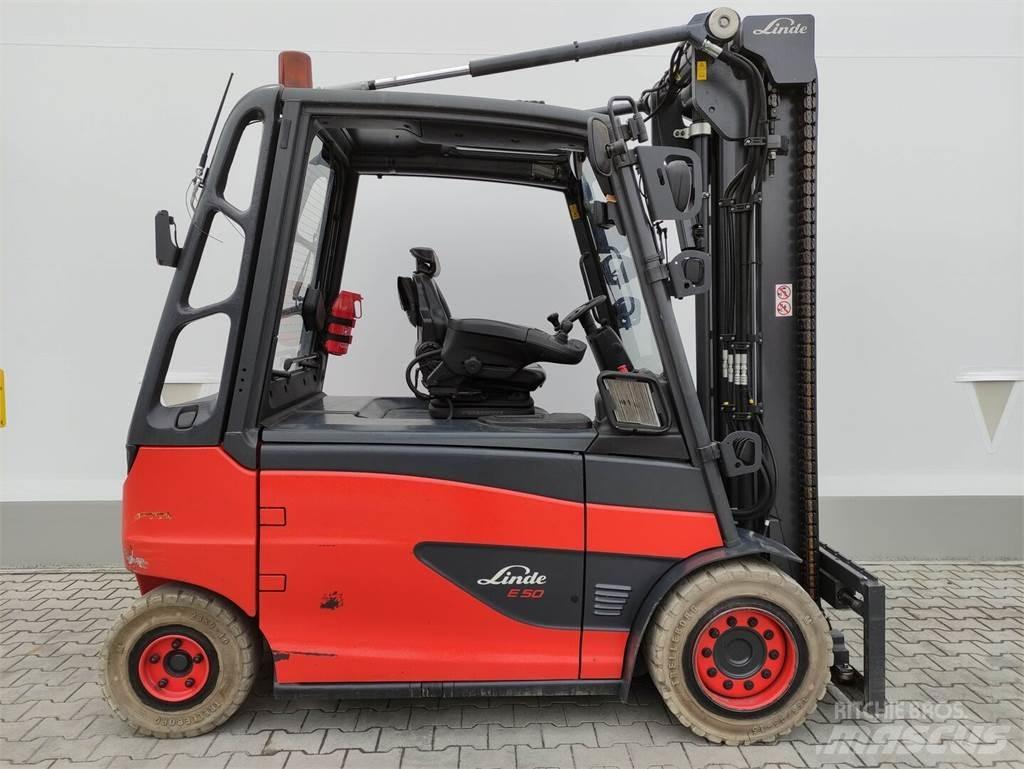 Linde E50HL-01-388 电动叉车