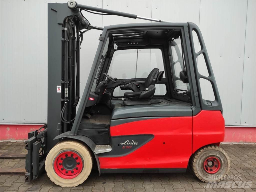 Linde E50HL-01-600 电动叉车