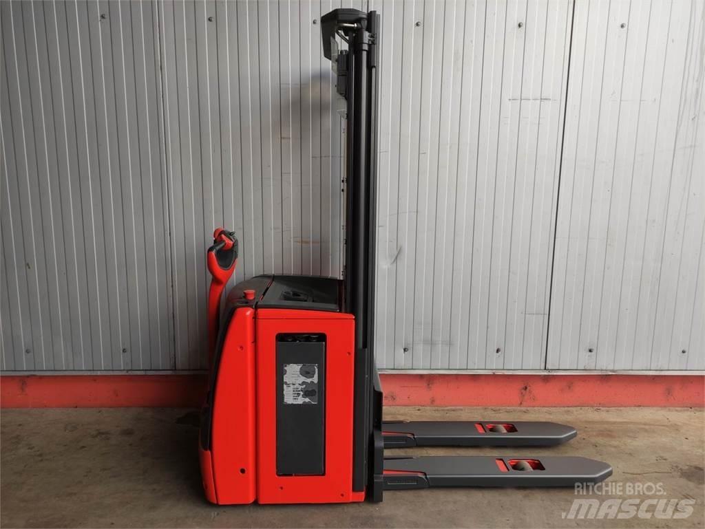 Linde L14-1173 (LACK NEU) 手推堆垛车