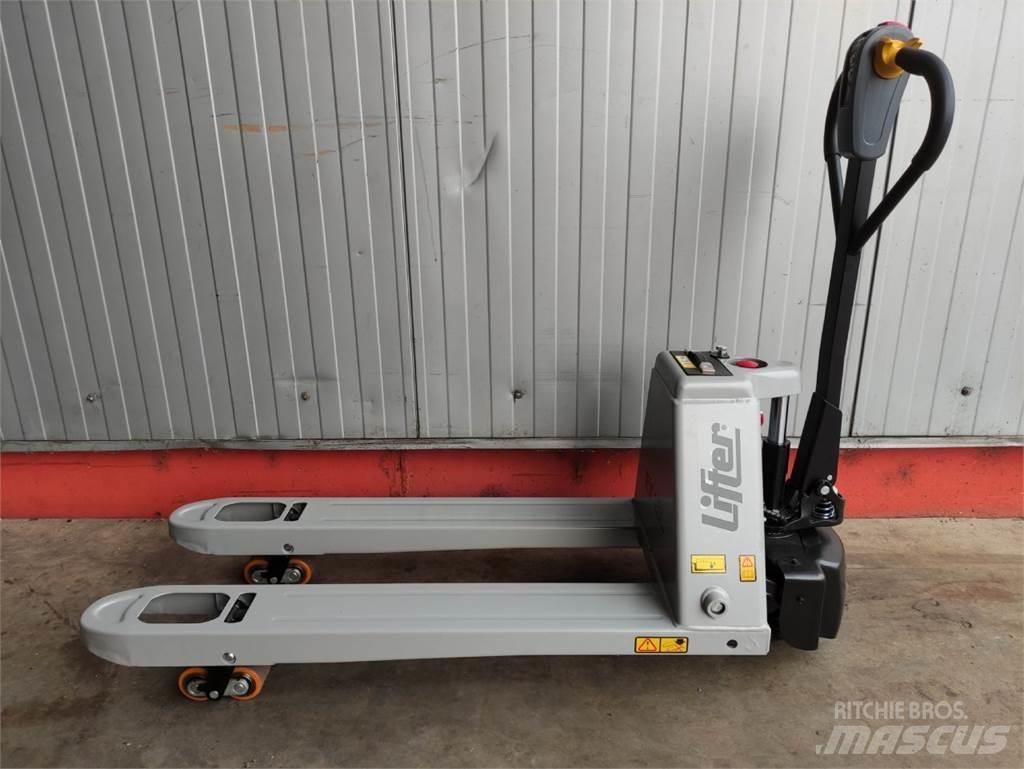 Pramac EY15L *NEU* 手摇升降机