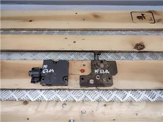 CLAAS ARION 650 hydraulic distributor sections 液压